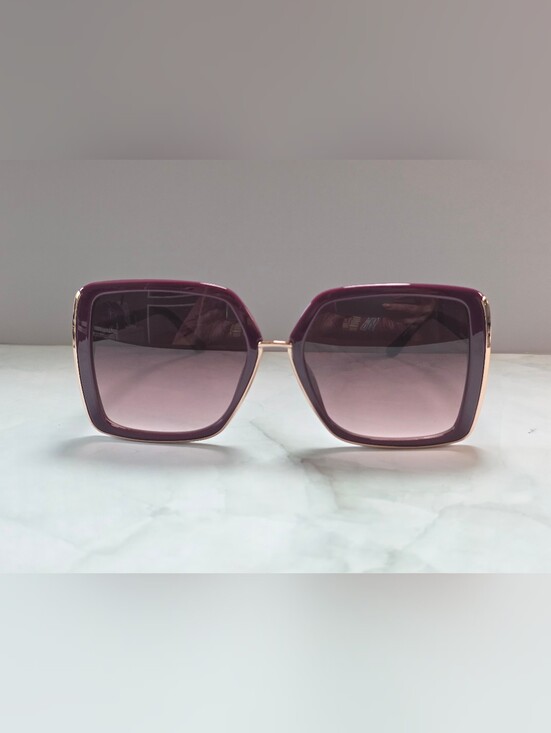 Guess Purple Square Gradient Sunglasses main image 5